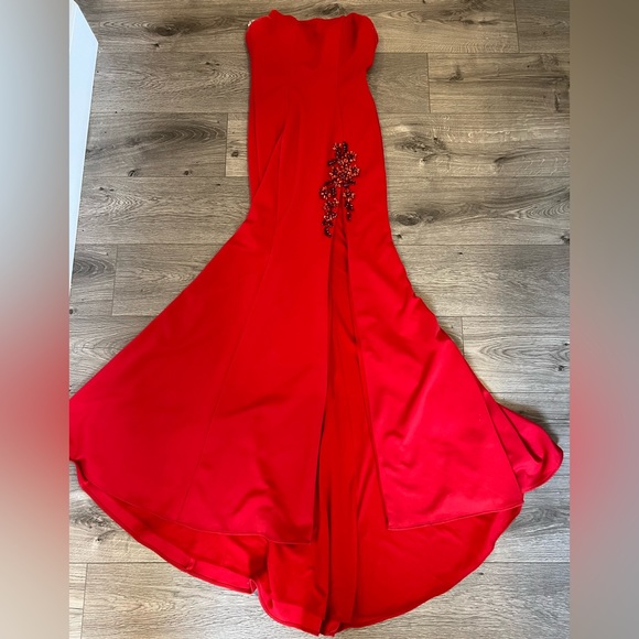 Red floor length ball gown with slit by Claire New York size 6 - Picture 3 of 9